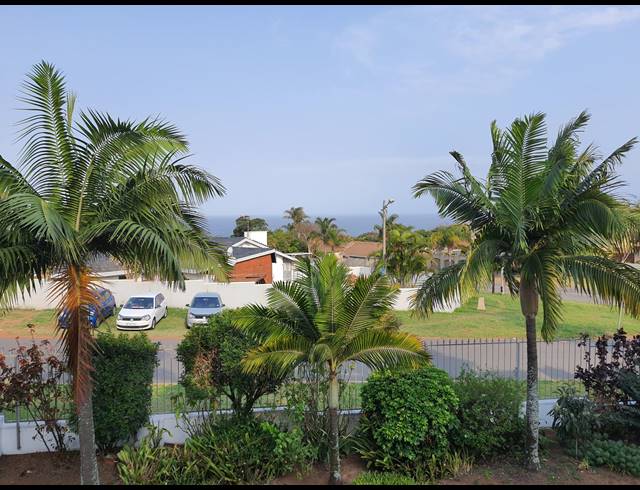 8 BEDROOM HOUSE FOR SALE IN LA LUCIA